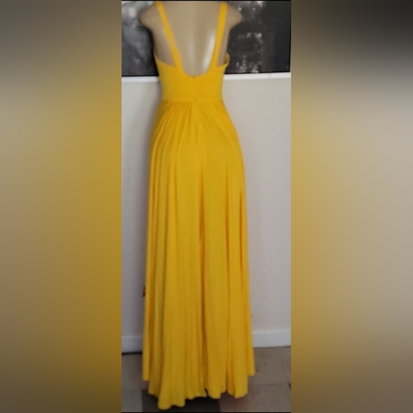 S.L. Fashions Yellow Summer Maxi Dress Size Medium - Picture 5 of 14